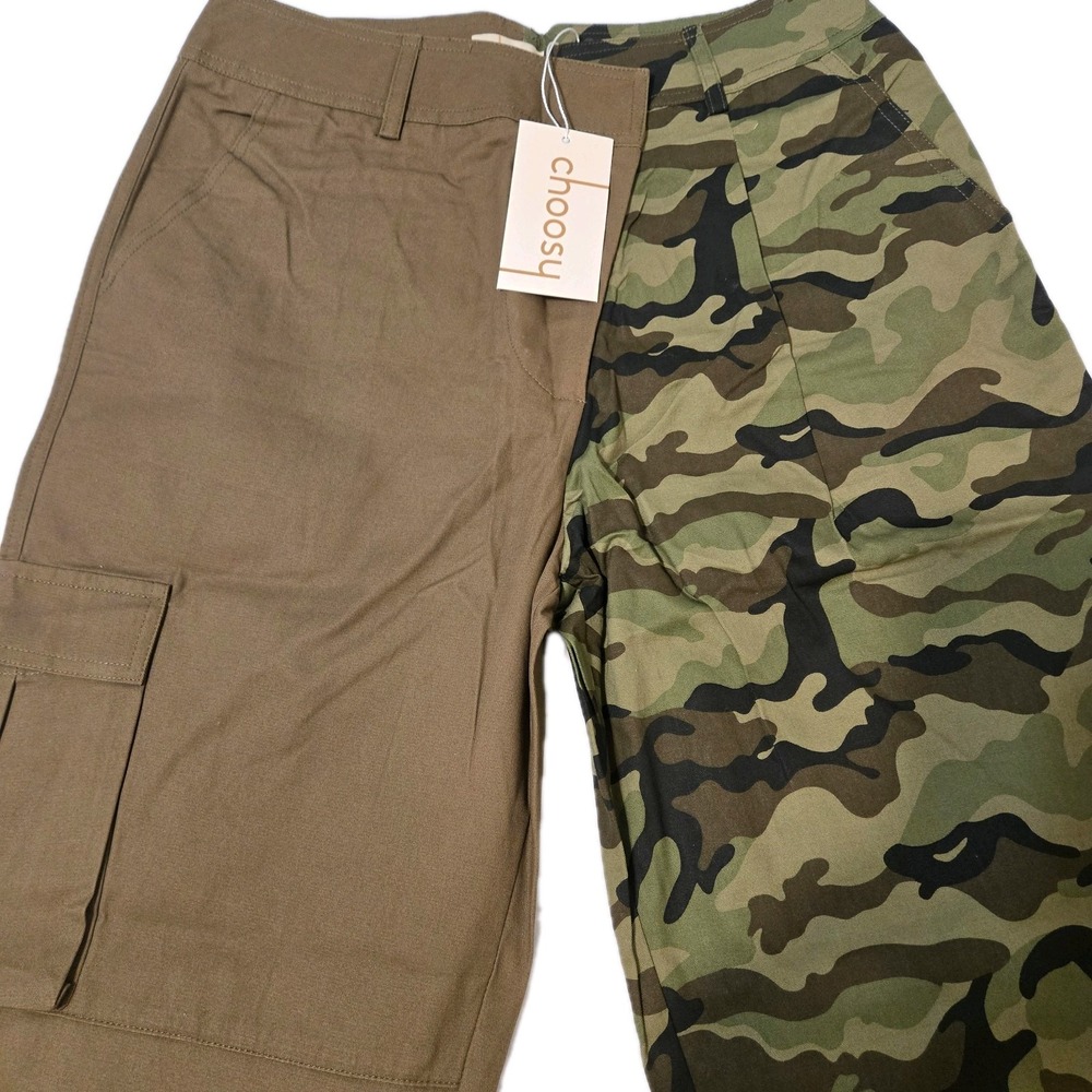 Choosy Color Camo Half And Half Cargo Pants Size 4 NWT
